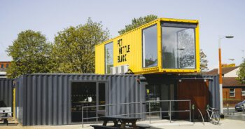 อากาศร้อนแบบนี้ ตู้คอนเทนเนอร์จะอบเราได้มั้ยเนี่ย